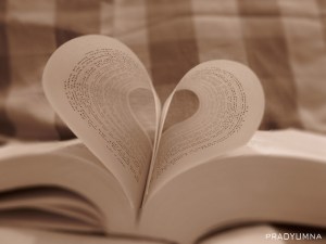 Book with pages forming a heart